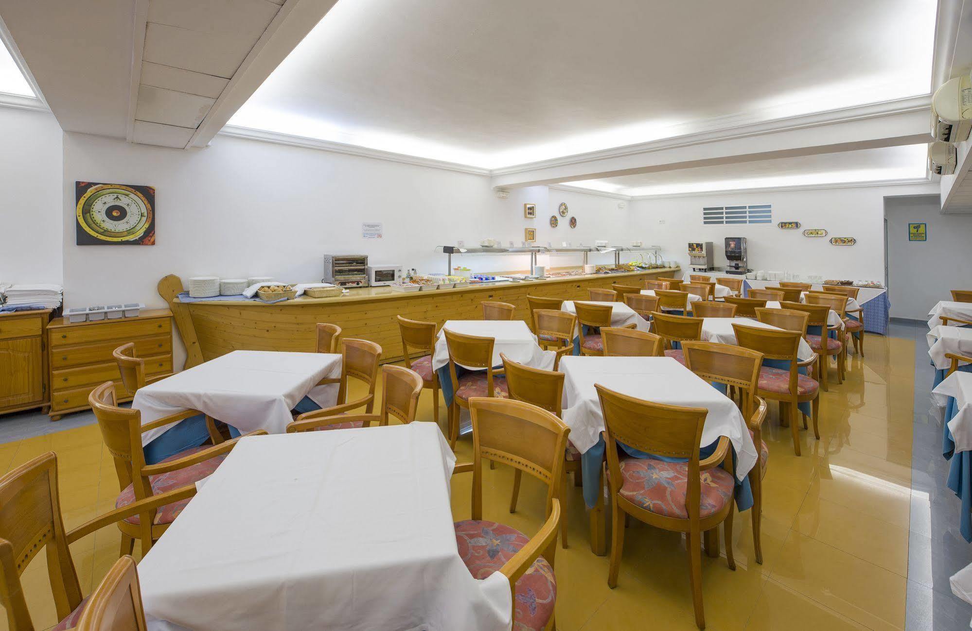 Hotel Vibra Vila Ibiza Town Ngoại thất bức ảnh