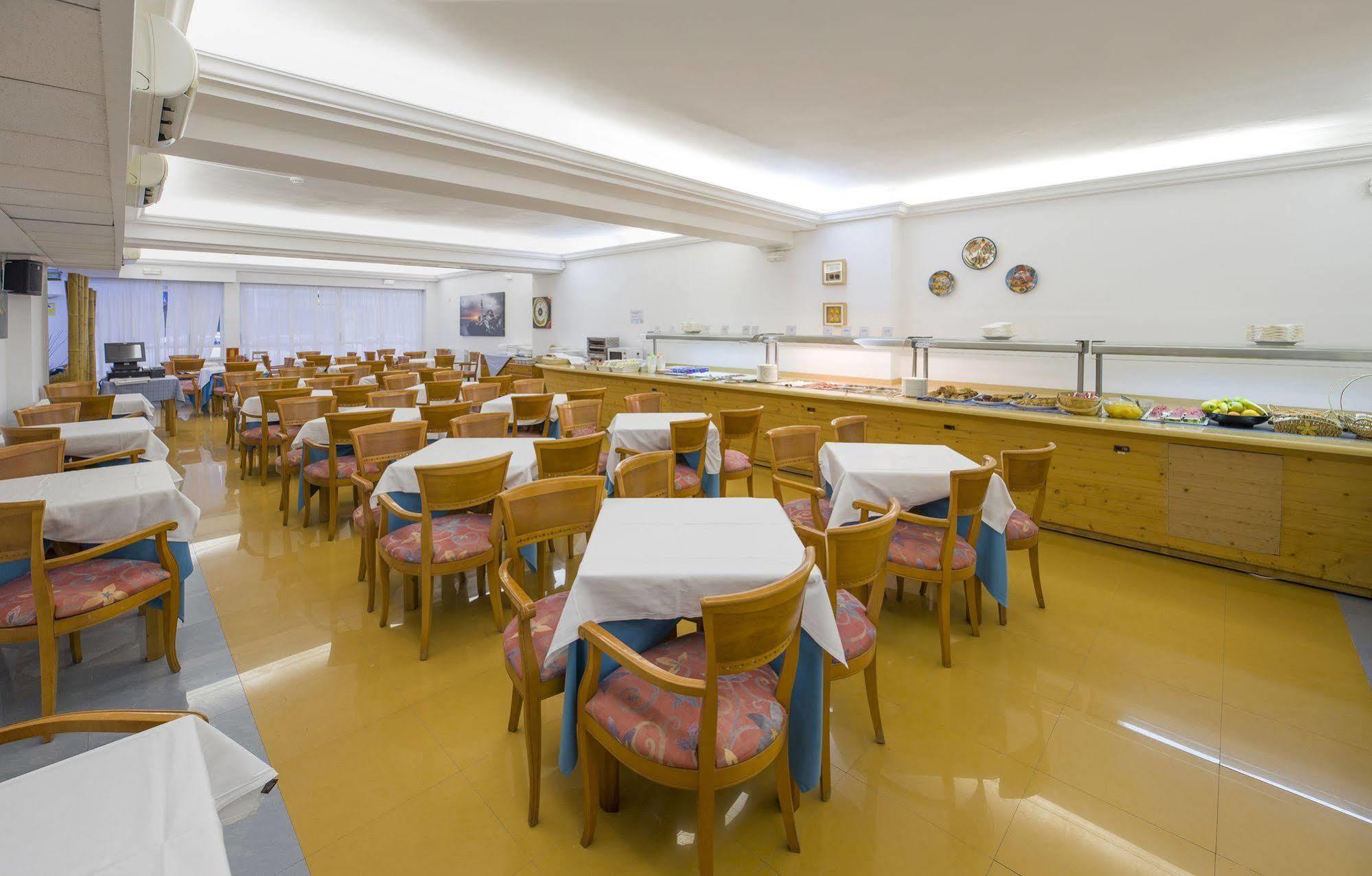Hotel Vibra Vila Ibiza Town Ngoại thất bức ảnh